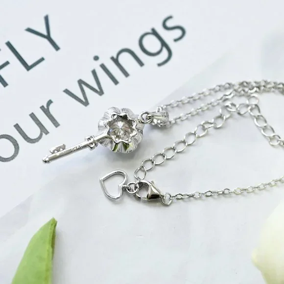 Certified 1ct. t.w. Moissanite Diamond Flower Key Necklace NEW - Picture 9 of 16